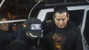 El exfiscal departamental de La Paz Luis Carlos Tórres, tras ser aprehendido