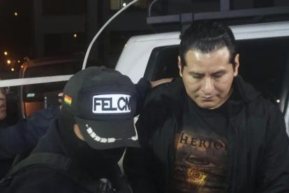 El exfiscal departamental de La Paz Luis Carlos Tórres, tras ser aprehendido