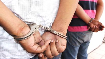 Se presume la existencia de una banda de falsos policías