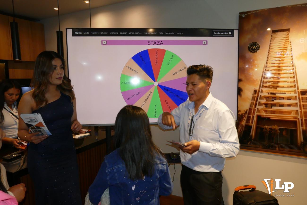 Participa, diviértete y gana. ¡El stand está lleno de sorpresas y actividades!