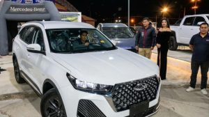 Entrega oficial de la primera vagoneta cero kilómetros vendida por Donnel Motors S.R.L. en Expoteco 2026