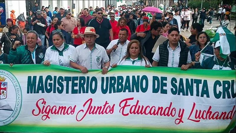 Marcha de maestros urbanos