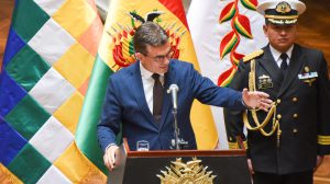 El Presidente Paz en conferencia de prensa