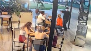 Personas en un restaurante