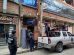Personal municipal durante un operativo de control en El Alto.