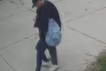 Dos personas forsegeando