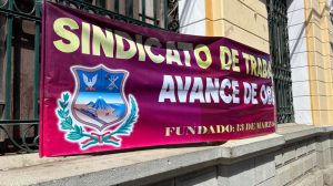 Una pancarta del sindicato de trabajadores