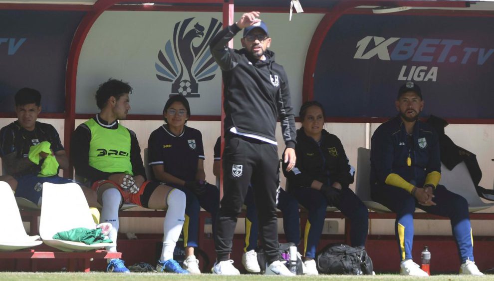 División Profesional 2026, Entrenador Walter Flores, Club ABB