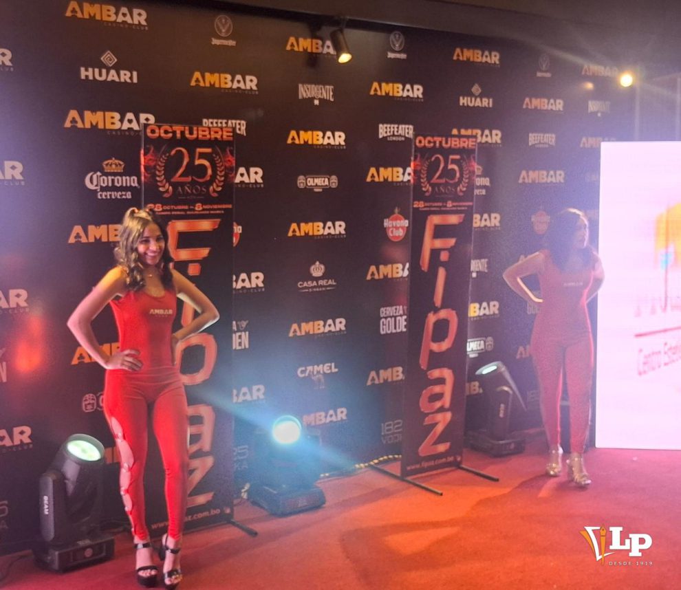 La Noche Empresarial se desarrolló en ambientes de Ámbar, en la zona Sur de la ciudad de La Paz