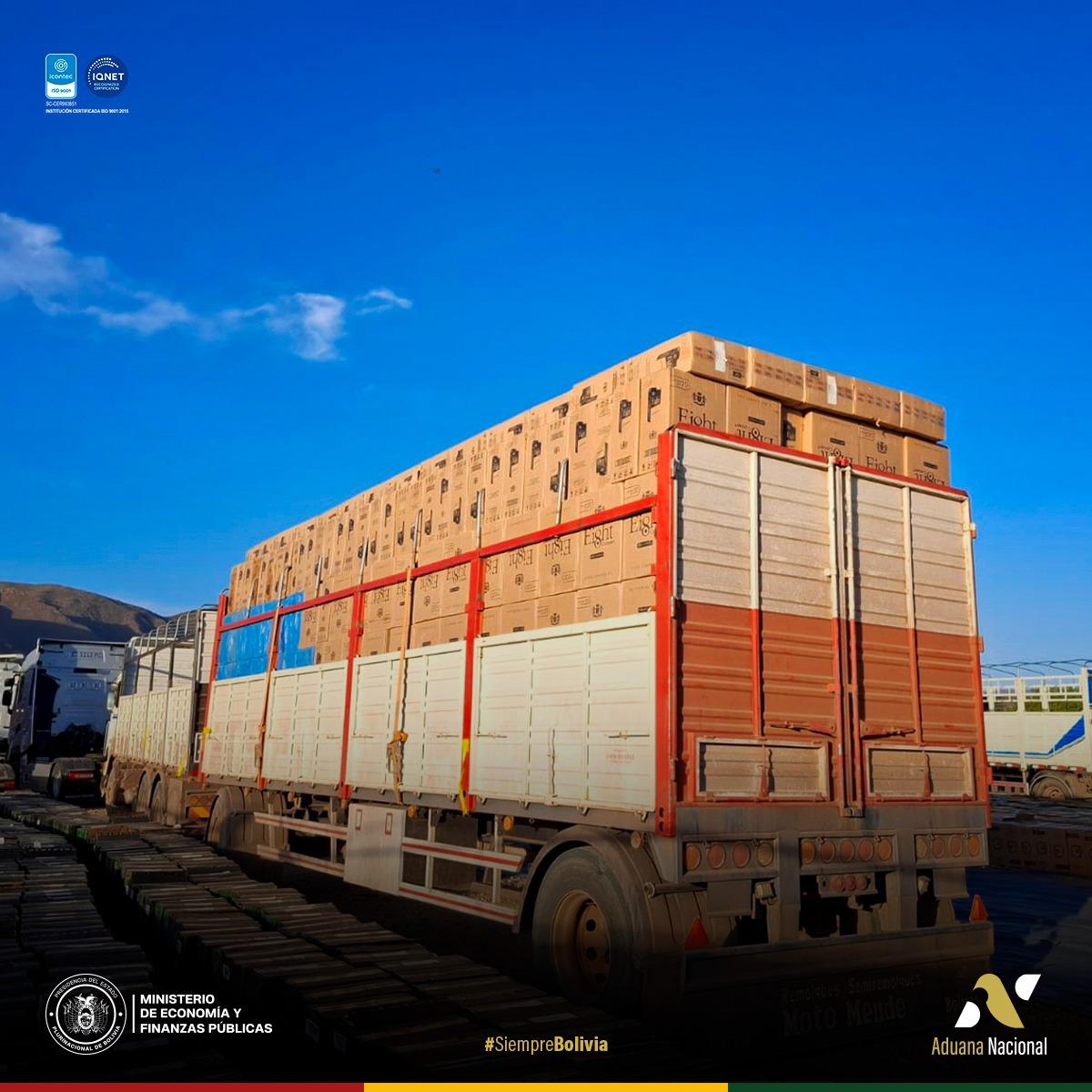 camión con mercaderia decomisada