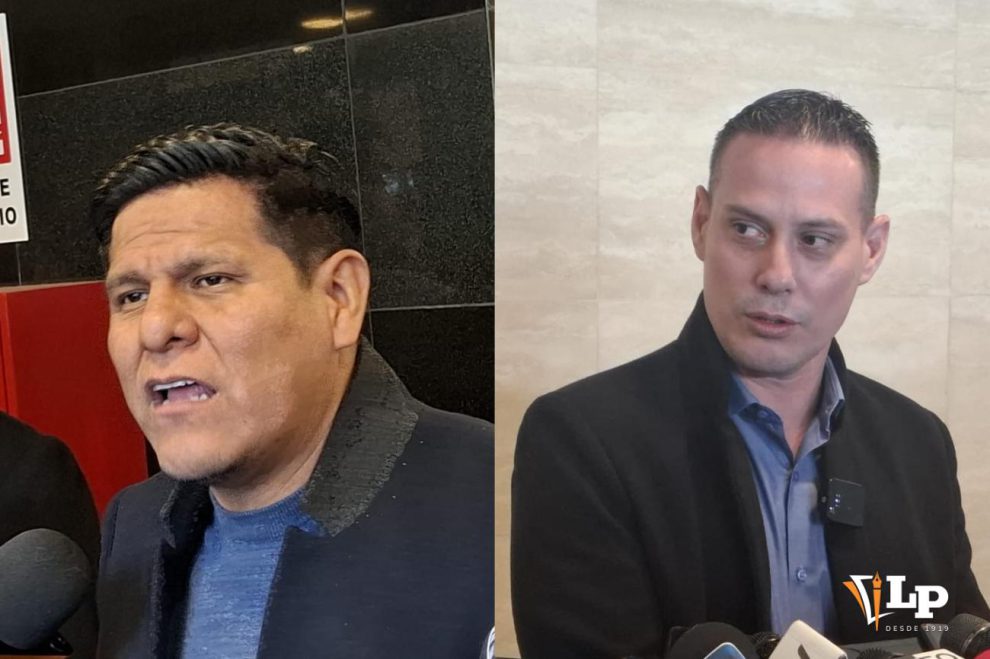 Los diputados López y Pacheco en conferencia de prensa
