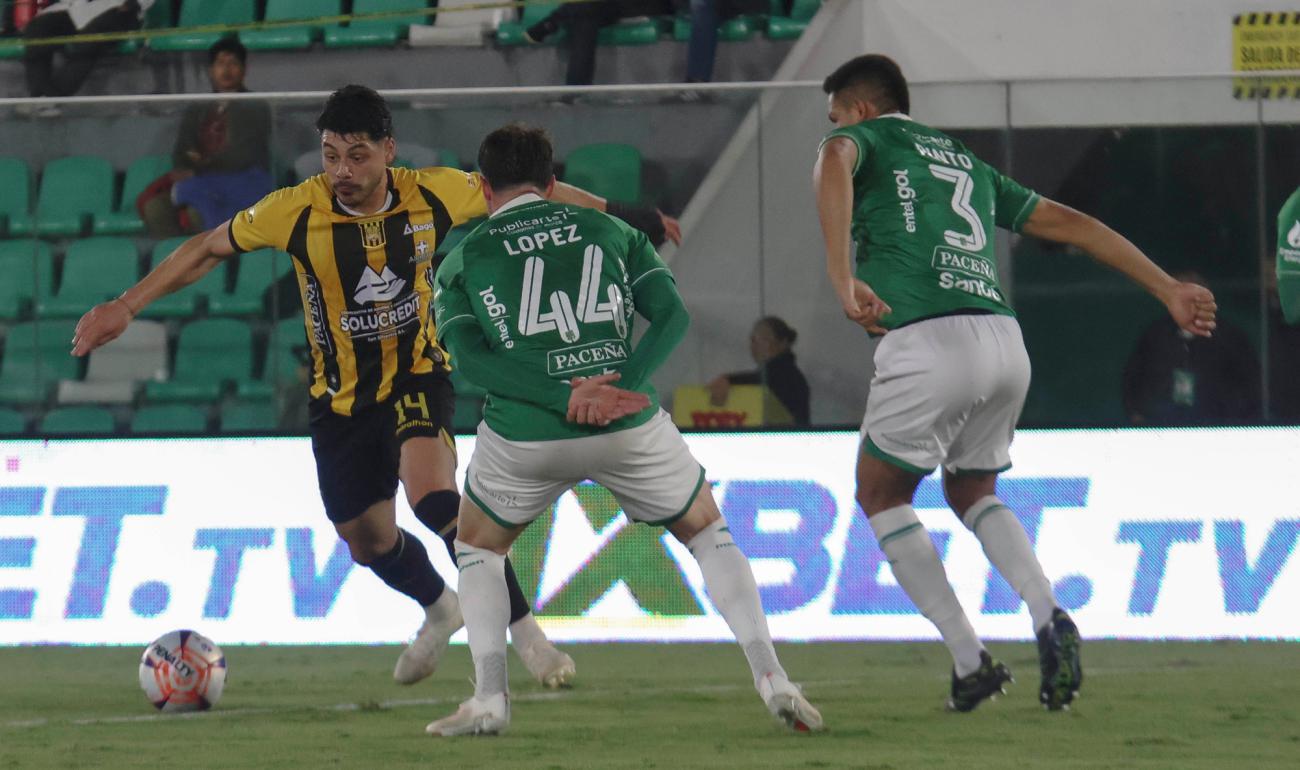 División Profesional 2026, Club Oriente Petrolero, Club The Strongest