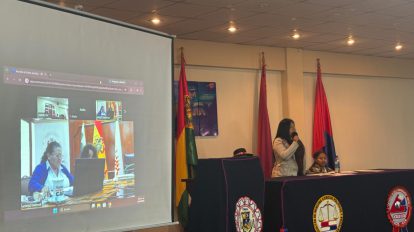Contacto vía zoom