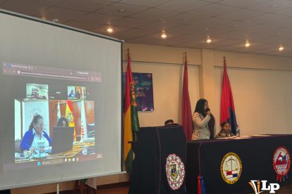 Contacto vía zoom