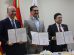 Autoridades de Gobierno y de WWF rubrican el acuerdo para crear el PFP.