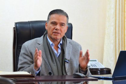 El ministro de Defensa en conferencia de prensa