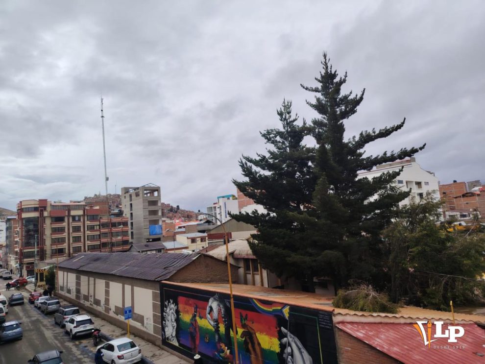 cielo nublado de Oruro
