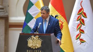 Ávila en una conferencia de prensa